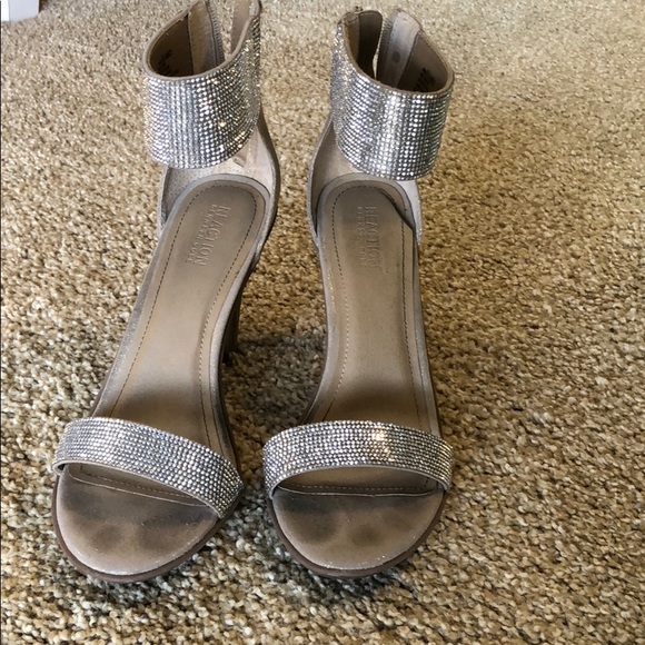 Heels - Picture 2 of 3